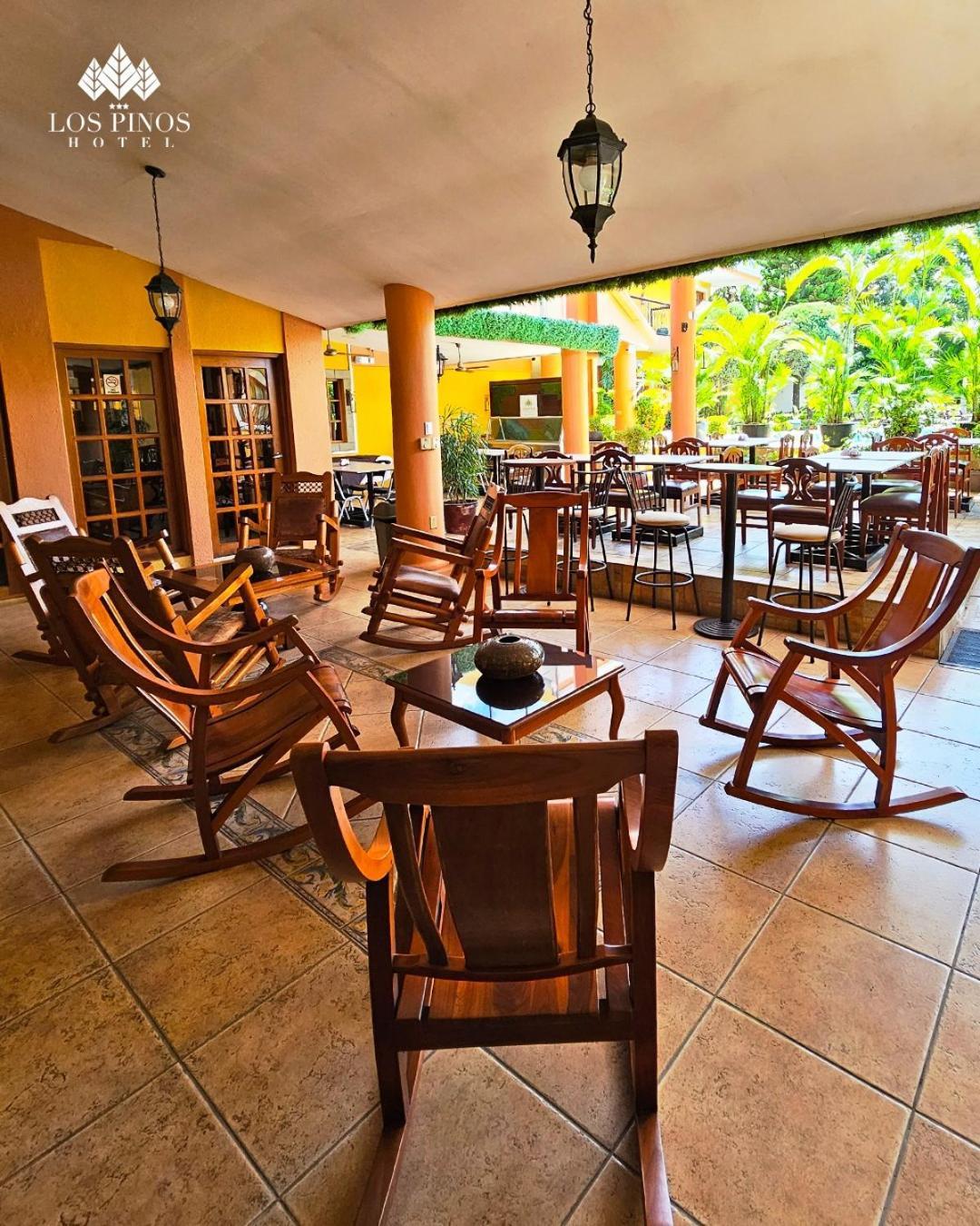 Hotel Los Pinos Managua Exterior foto