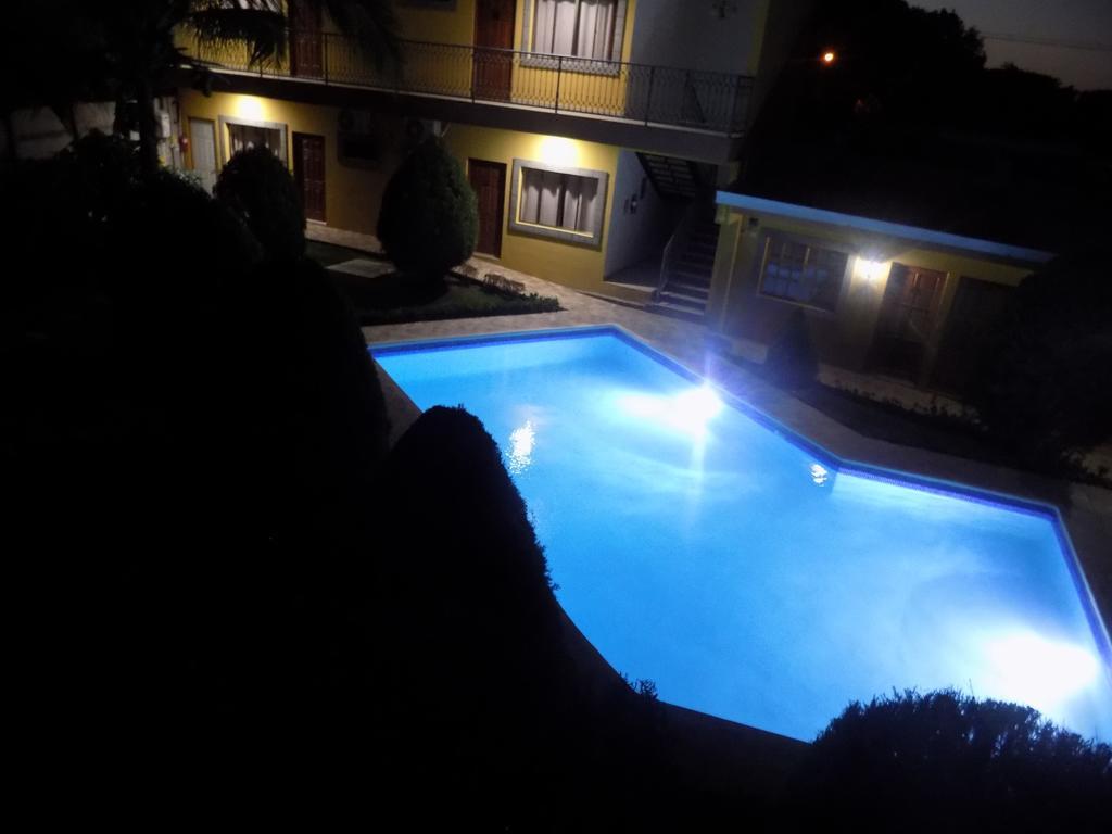 Hotel Los Pinos Managua Exterior foto