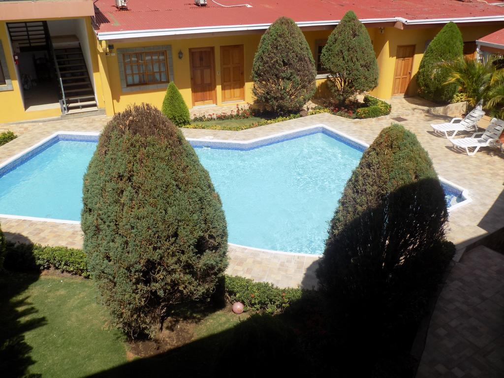 Hotel Los Pinos Managua Exterior foto