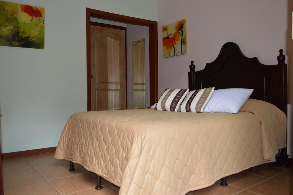 Hotel Los Pinos Managua Exterior foto