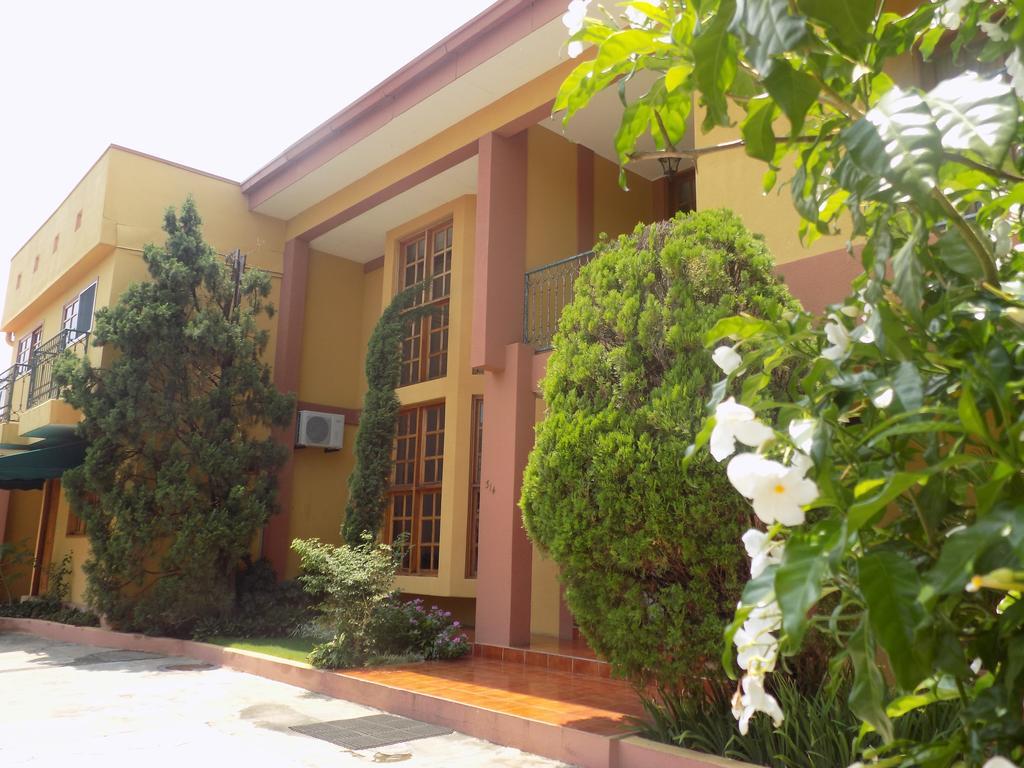 Hotel Los Pinos Managua Exterior foto