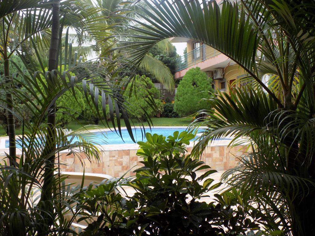 Hotel Los Pinos Managua Exterior foto