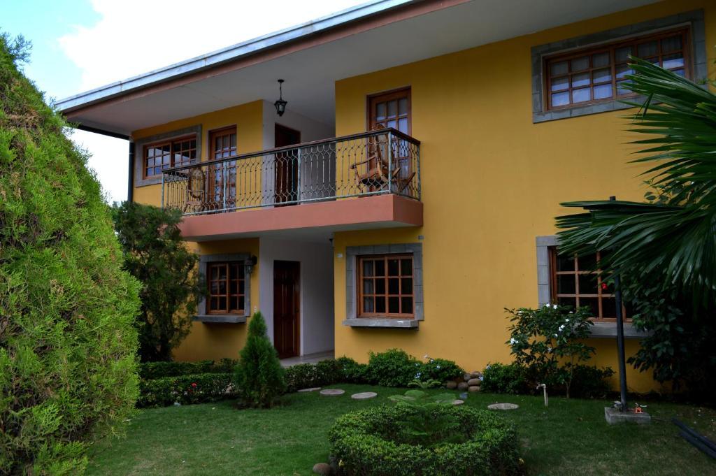 Hotel Los Pinos Managua Exterior foto