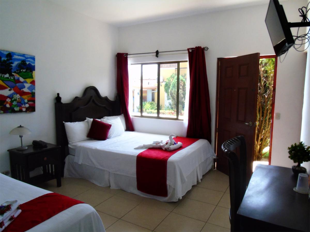 Hotel Los Pinos Managua Exterior foto